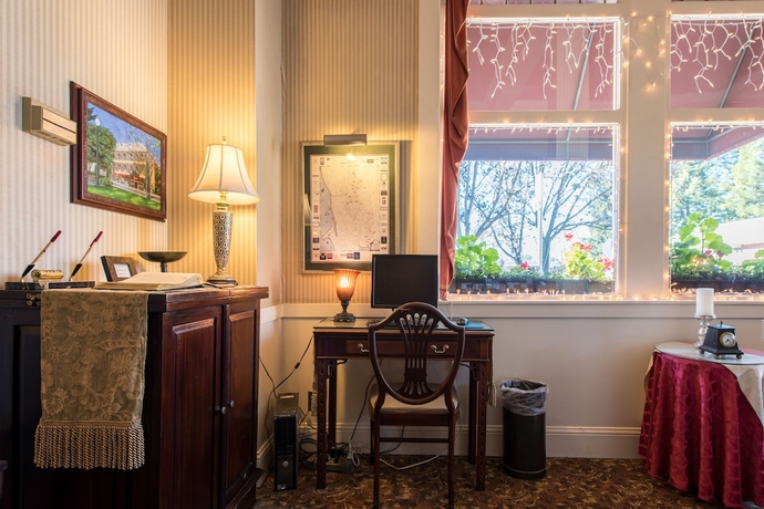 Imagen de la habitación del Hotel La Rose. Foto 13