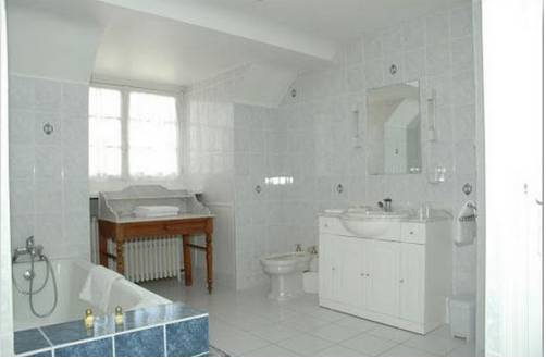 Imagen general del Hotel La Roseraie, CHENONCEAUX. Foto 1