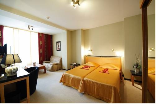 Imagen de la habitación del Hotel La Roseraie. Foto 9