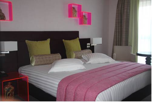 Imagen de la habitación del Hotel La Roseraie. Foto 10