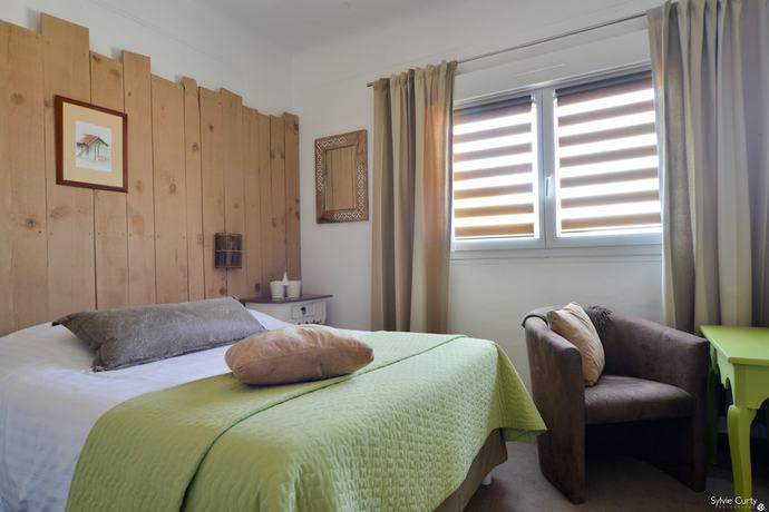 Imagen de la habitación del Hotel La Roseraie, FOURAS. Foto 13