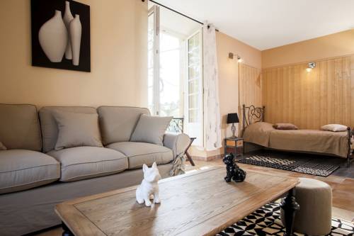 Imagen de la habitación del Hotel La Roseraie, MONTIGNAC. Foto 10