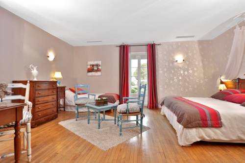 Imagen de la habitación del Hotel La Roseraie, MONTIGNAC. Foto 13