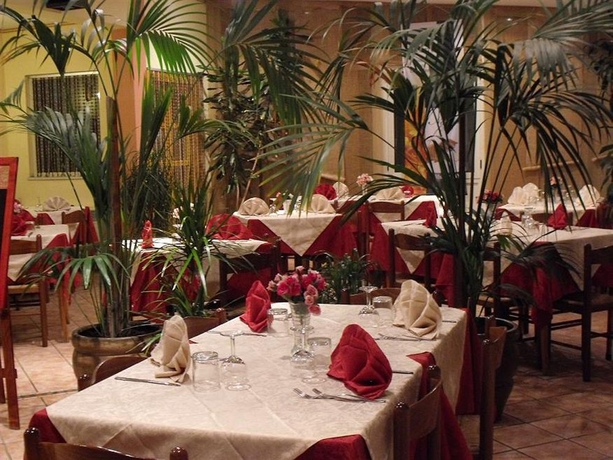 Imagen del bar/restaurante del Hotel La Rosetta. Foto 2