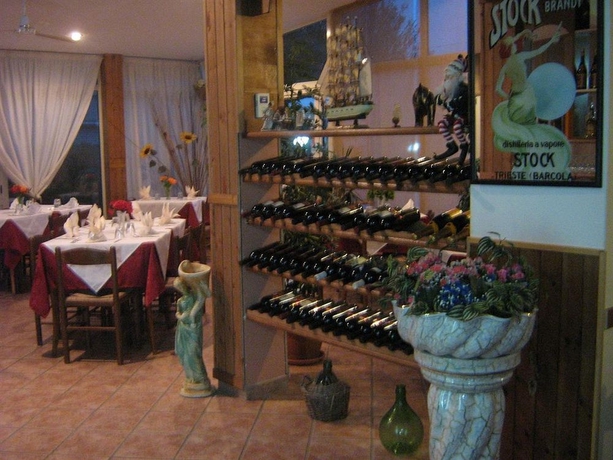 Imagen del bar/restaurante del Hotel La Rosetta. Foto 3
