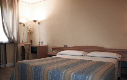 Imagen de la habitación del Hotel La Rosta. Foto 3