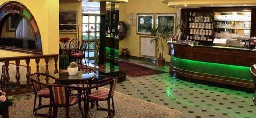 Imagen de los interiores del Hotel La Rotonda, Cepagatti. Foto 19