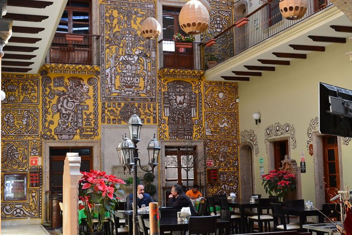 Imagen del bar/restaurante del Hotel La Rotonda, Guadalajara. Foto 3