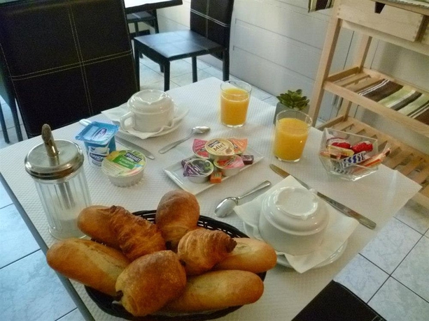 Imagen del bar/restaurante del Hotel La Rotonde, La Ciotat. Foto 1