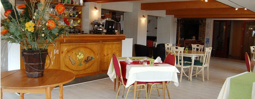 Imagen del bar/restaurante del Hotel La Route Verte. Foto 4