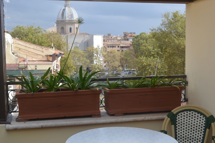 Imagen de la habitación del Hotel La Rovere. Foto 10