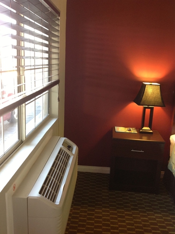 Imagen de la habitación del Hotel La Royal Viking. Foto 6