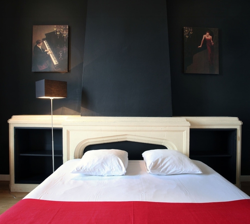 Imagen de la habitación del Hotel La Royale. Foto 13