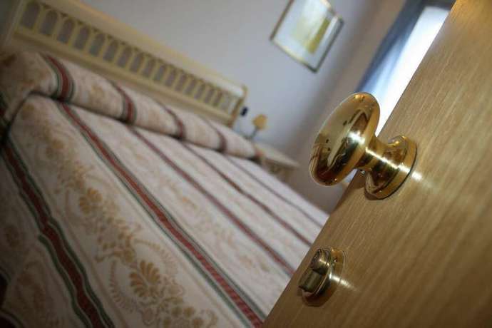 Imagen de la habitación del Hotel La Rua. Foto 12