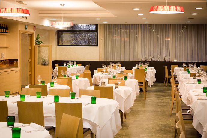 Imagen del bar/restaurante del Hotel La Ruota, Morbegno. Foto 5
