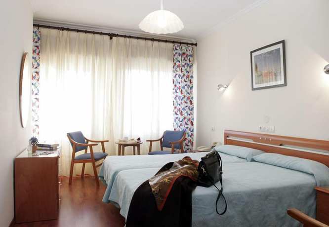 Imagen de la habitación del Hotel La Ruta. Foto 7