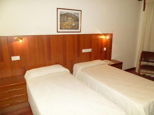 Imagen de la habitación del Hotel La Ruta. Foto 10