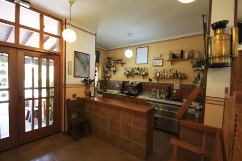 Imagen general del Hotel La Salmonera. Foto 2