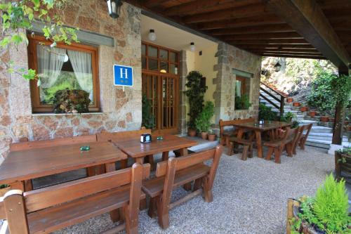 Imagen general del Hotel La Salmonera. Foto 3