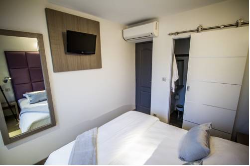 Imagen de la habitación del Hotel La Santa. Foto 5