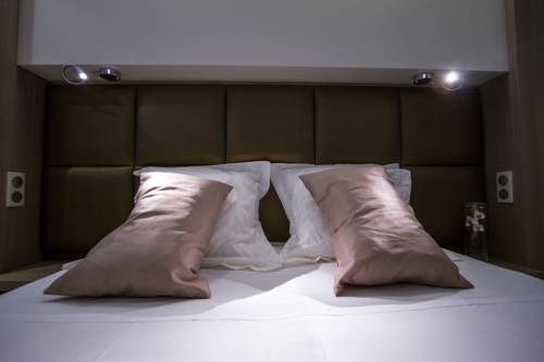 Imagen de la habitación del Hotel La Santa. Foto 12