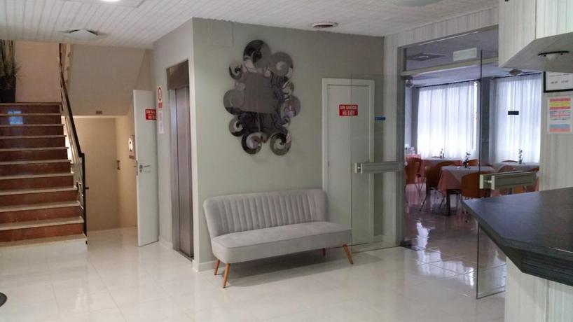 Imagen de los interiores del Hotel La Santa Faz. Foto 13