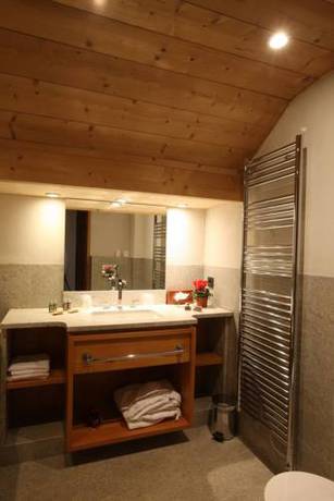 Imagen de la habitación del Hotel La Savoyarde, Val d'Is&egrave;re. Foto 3