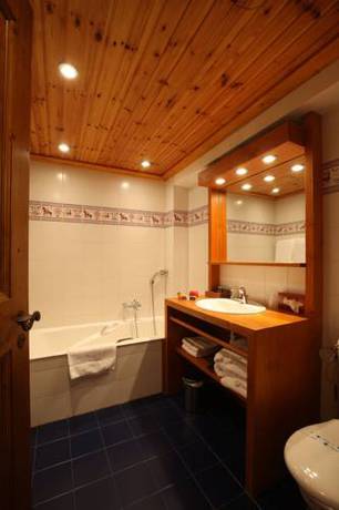 Imagen de la habitación del Hotel La Savoyarde, Val d'Is&egrave;re. Foto 6