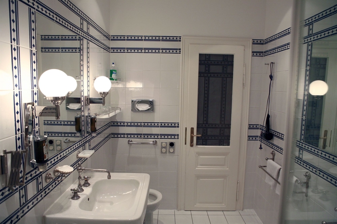 Imagen de la habitación del Hotel La Scala Apartments. Foto 9