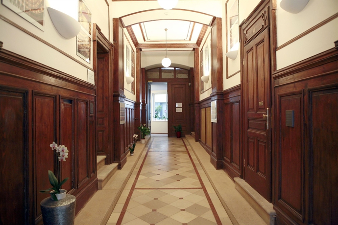 Imagen de los interiores del Hotel La Scala Apartments. Foto 13