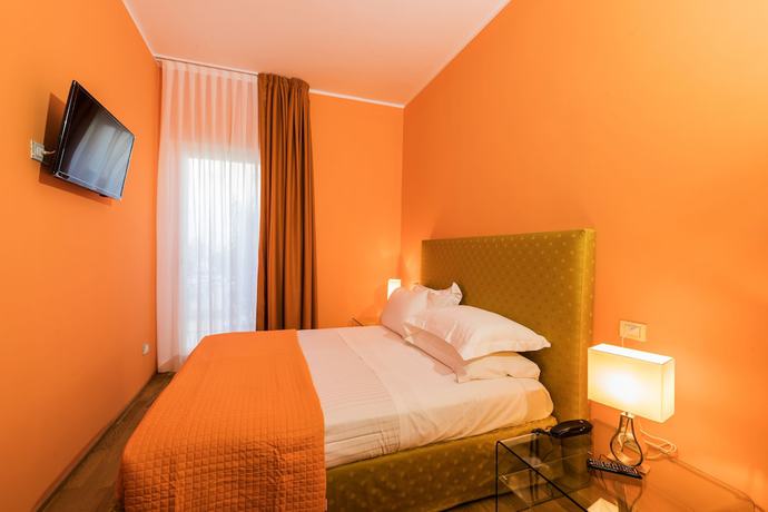 Imagen de la habitación del Hotel La Scala, Santa Mar&iacute;a Novella. Foto 5