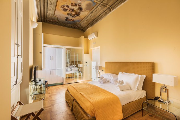Imagen de la habitación del Hotel La Scala, Santa Mar&iacute;a Novella. Foto 19