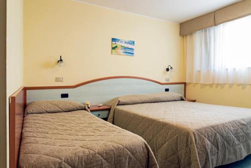 Imagen de la habitación del Hotel La Scogliera, Marina di Camerota. Foto 9