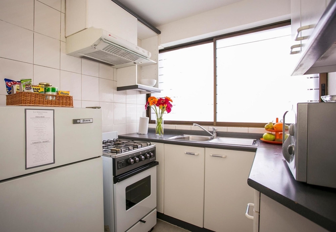 Imagen de la habitación del Hotel La Sebastiana Suites. Foto 11