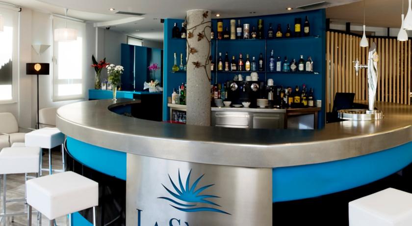 Imagen del bar/restaurante del Hotel La Sèquia Molinar. Foto 2