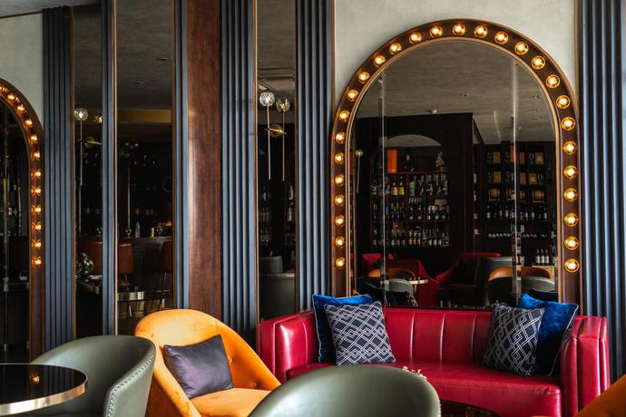 Imagen del bar/restaurante del Hotel La Seine. Foto 4