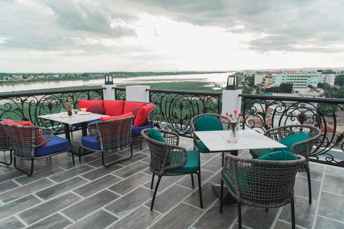 Imagen de los exteriores del Hotel La Seine. Foto 30