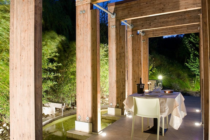 Imagen del bar/restaurante del Hotel La Selva. Foto 2