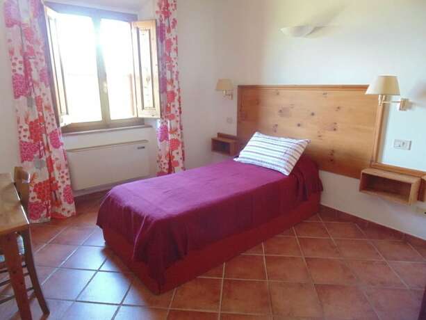 Imagen de la habitación del Hotel La Selva, San Donato Centro. Foto 12