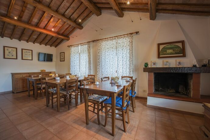 Imagen general del Hotel La Selva, San Donato Centro. Foto 6