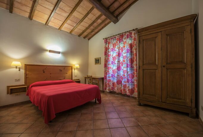 Imagen general del Hotel La Selva, San Donato Centro. Foto 7