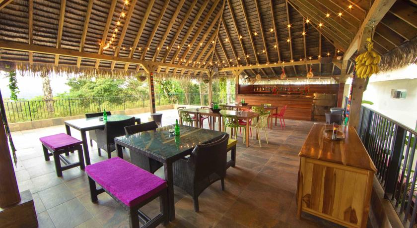 Imagen de los exteriores del Hotel La Semilla Ecolodge. Foto 6