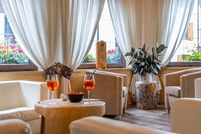 Imagen de los interiores del Hotel La Serenella. Foto 18