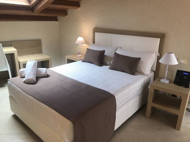 Imagen de la habitación del Hotel La Serenissima. Foto 11