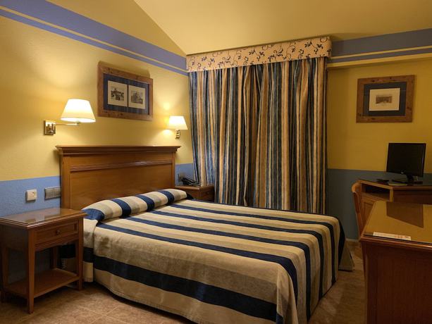 Imagen de la habitación del Hotel La Sierra. Foto 3