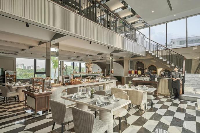 Imagen del bar/restaurante del Hotel La Siesta Premium Sai Gon. Foto 4