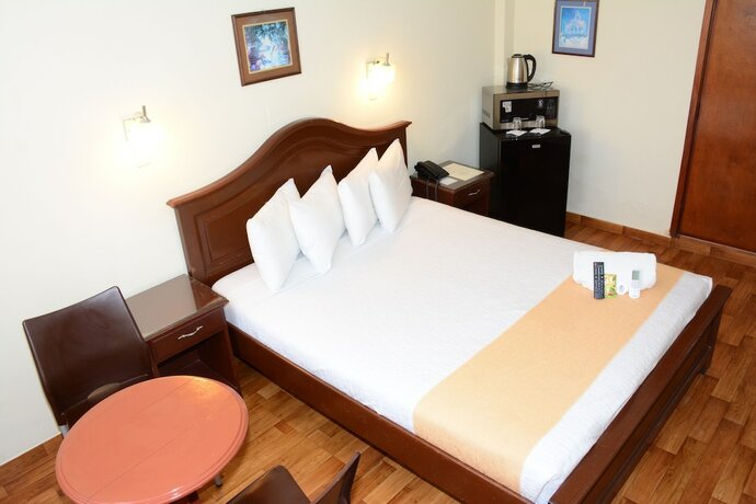 Imagen de la habitación del Hotel La Siesta, Santa Cruz. Foto 19