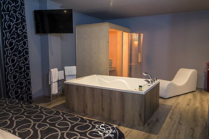 Imagen de la habitación del Hotel La Siesta, Tordesillas. Foto 17