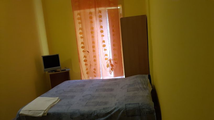 Imagen de la habitación del Hotel La Siesta, Tur&iacute;n. Foto 5