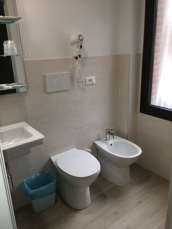 Imagen de la habitación del Hotel La Siesta, Venecia. Foto 8